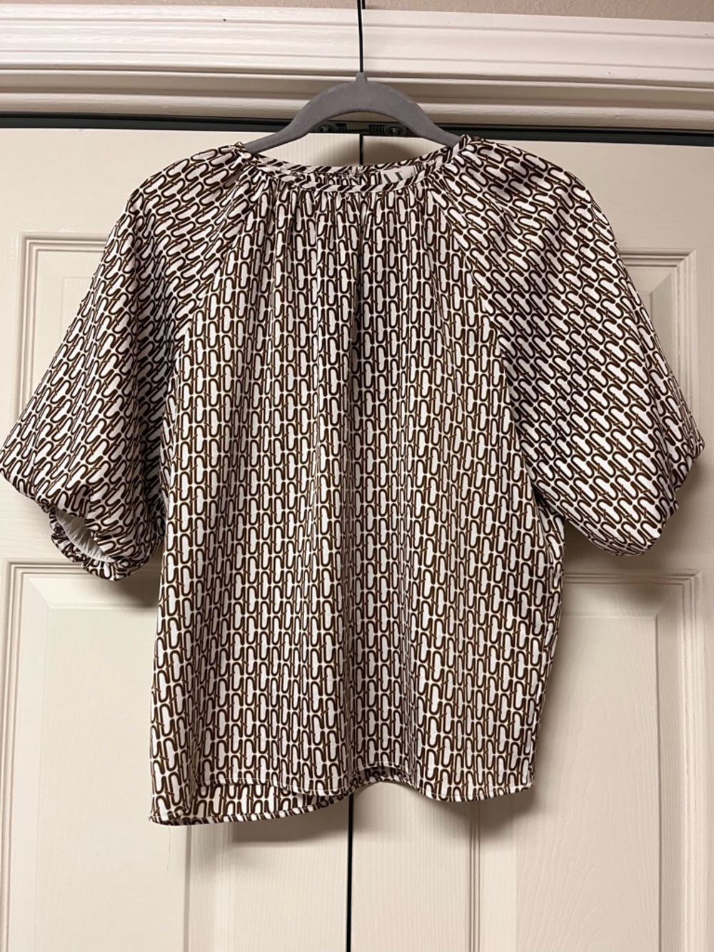 Brown Patterned Puff-Sleeve Women's Top